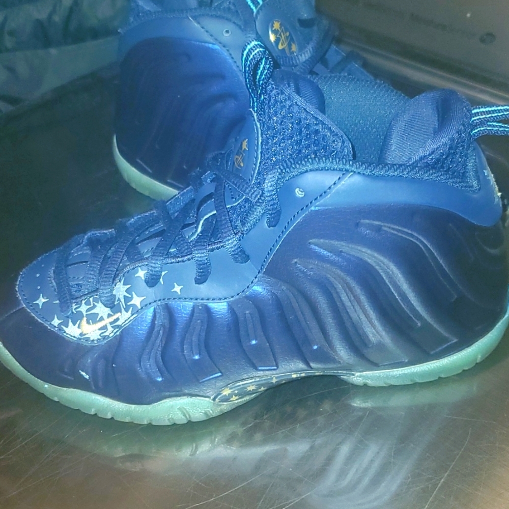 Nike foamposite Penny Hardaway kids size 2 blue